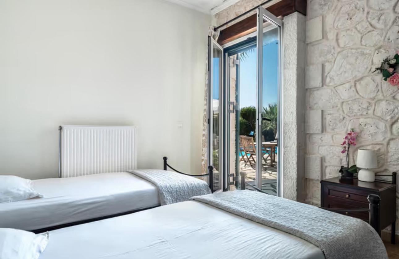 Key Villas Tsoukaladhes Ngoại thất bức ảnh
