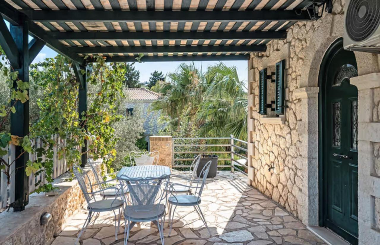 Key Villas Tsoukaladhes Ngoại thất bức ảnh